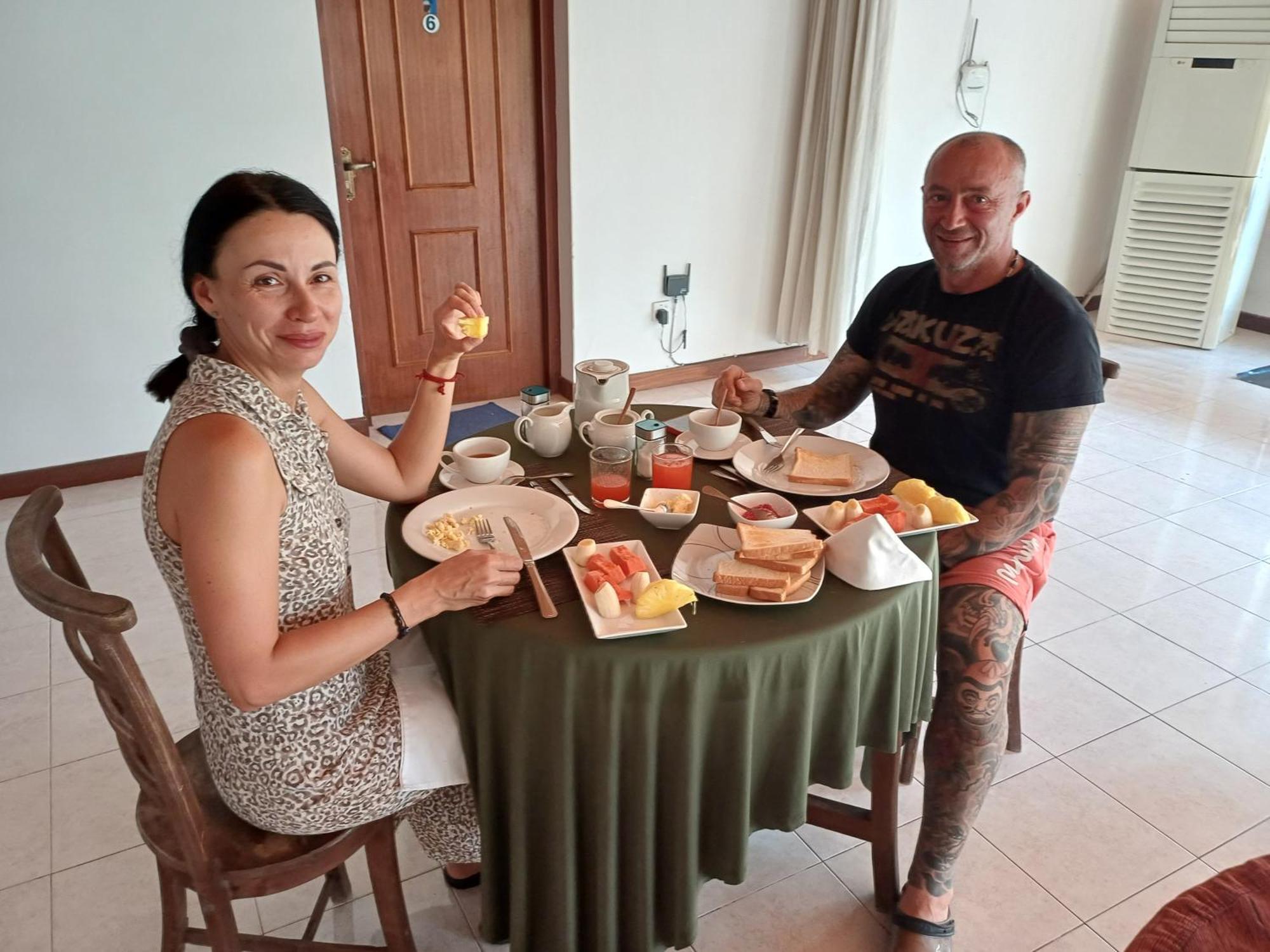 Ocean Beauty Guest House Negombo Esterno foto